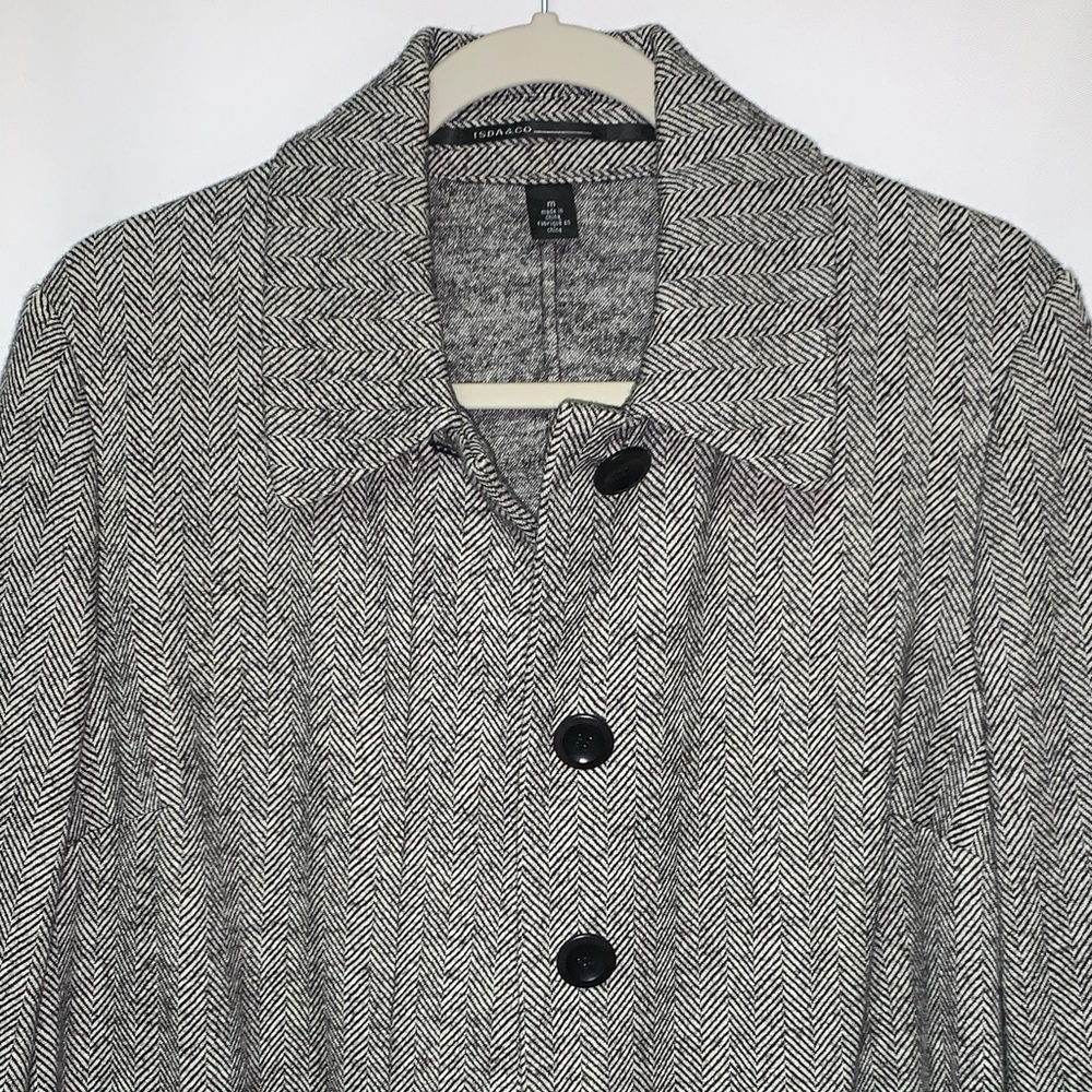 Gray Patterned Women's Trench Coat - Picture 3 of 12